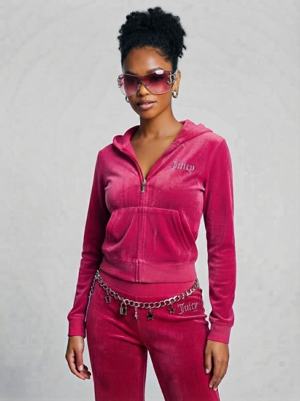 JUICY COUTURE Y2K Velour Classic Small Rhinestone Tracksuit - Large - Free Love